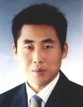 Hyun Jong Yoo